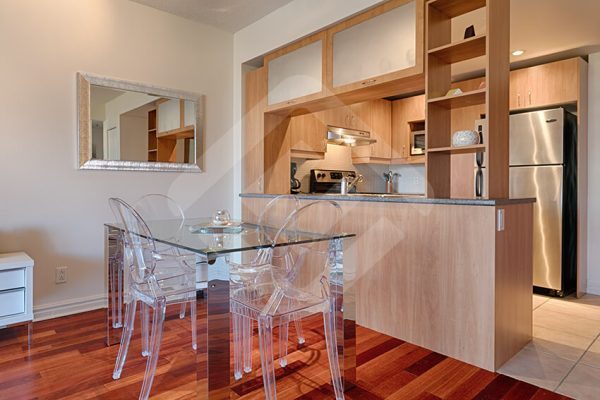 Condo for Rent dining table in Le Sud Ouest Montréal