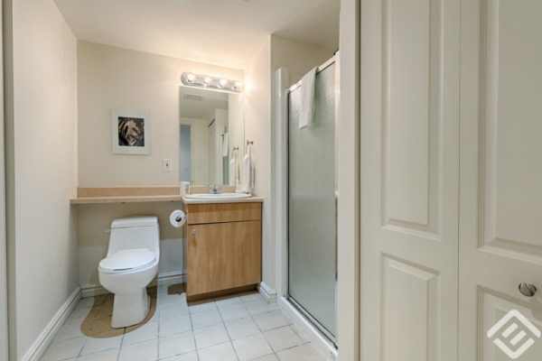 Fully Furnished Condo for bathroom in Montreal fully furnished apartments in montreal