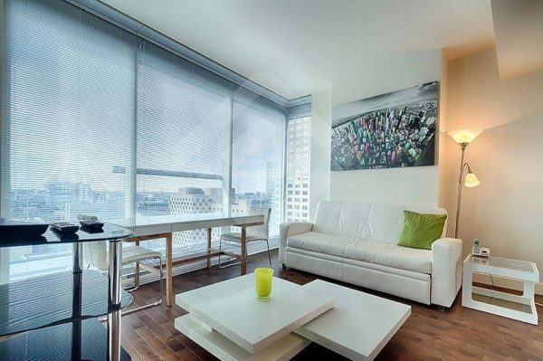 studio apartment downtown livingroom in montreal for rent